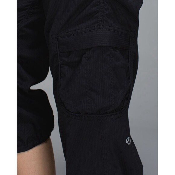 Lululemon Yoga Camp Crop Cargo Capri Dance Studio Swift Drawstring Black - Picture 4 of 10